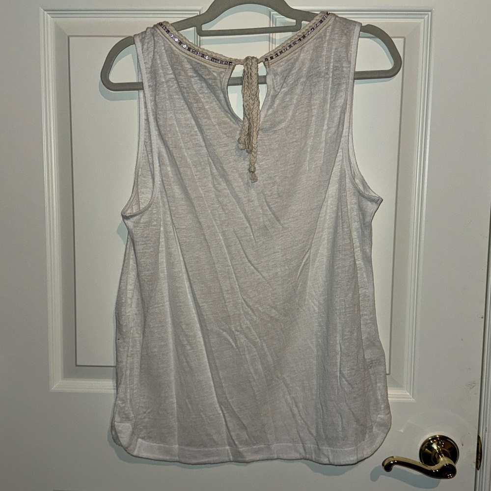 NWOT Ann Taylor White Embellished Tank Top - Picture 4 of 7